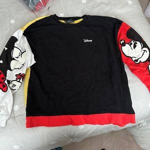 Women’s Zara sweater; lightly worn